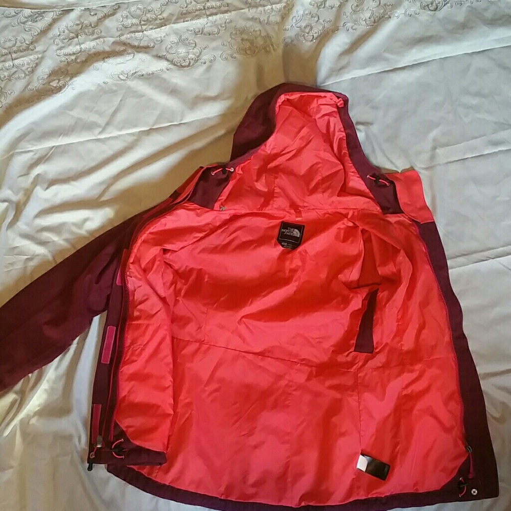 North Face jacket - Picture 3 of 8